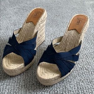 Stubbs and Wootton Grace platform wedges, size 8.5